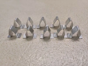 10 clips à ressort en métal pour coffre Audi VW Skoda 16 mm de long 4A0867276A - Imagen 1 de 5