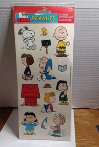 Vintage Sandylion Peanuts Aufkleber Pack Snoopy Charlie Brown Woodstock Neu Alt - Bild 1 von 6