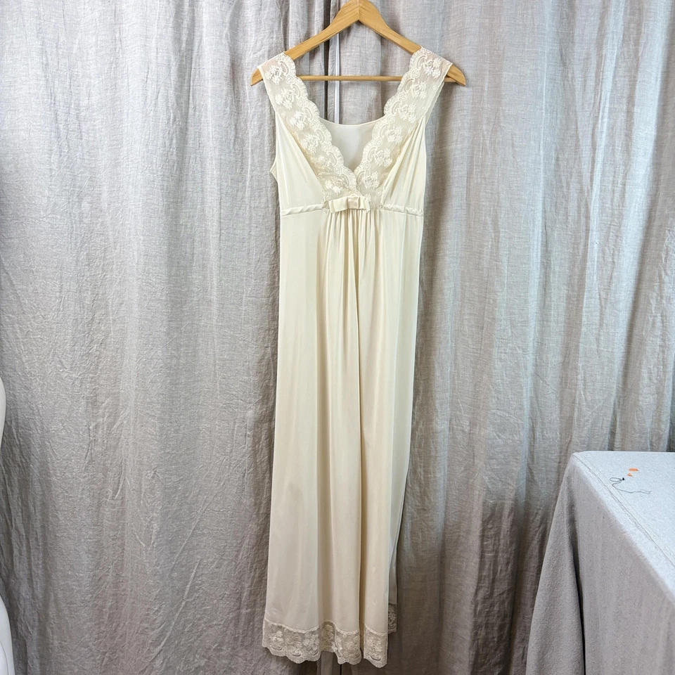 De Colección Camisón Shadowline Para Mujer Pequeño Encaje Borde Maxi Vestido Sin Mangas Novia Romántico Foto 1 de 4