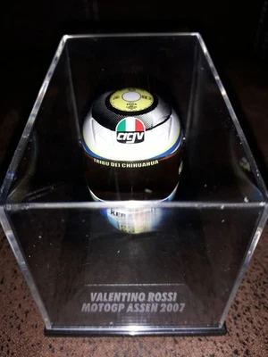 HELMET CASQUE VALENTINO ROSSI ASSEN 2007 MOTO GP 1/8 MINICHAMPS - Photo 1/4