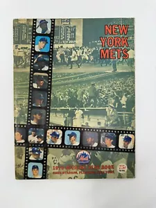 Vintage 1970 New York Mets 1970 Official Year Book - Picture 1 of 6