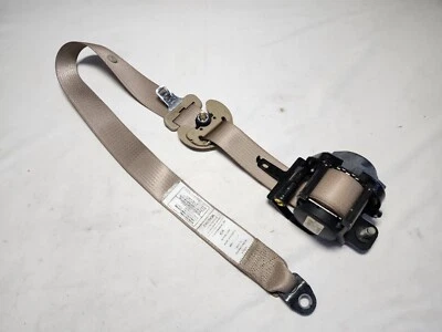 2011 - 2013 Kia Sorento Passengers (RIGHT FRONT) Seat Belt Assembly (OEM) Beige  Foto 1 de 4
