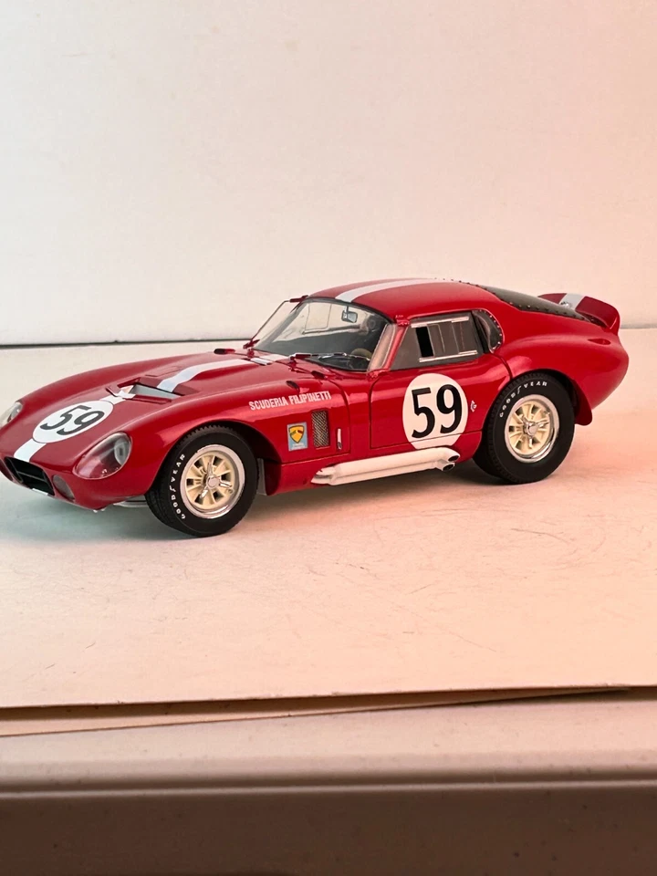1: 18 比例 Exoto 1965 Shelby Cobra Daytona #59 Filinpinetti Le Mans 带盒 — 第 1/4 张图片