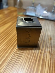 Coperchio porta fazzoletti finitura ottone metallizzato di Thomas O'Brien - Foto 1 di 1