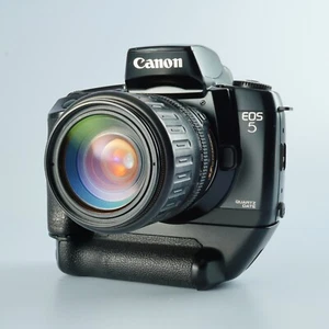 VERY GOOD Canon EOS 5 QD + VG-10 + EF 35-135mm F/4-5.6 USM AF Film SLR Camera - Picture 1 of 23