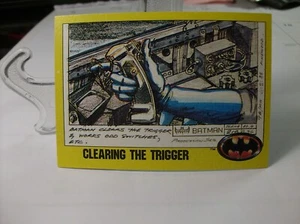 1989 Topps Batman #206 - Clearing the Trigger  89-105 - Picture 1 of 2