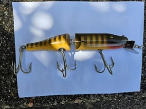 VINTAGE PIKE MINNOW WOODEN JOINTED GLASS EYES 7" LURE - Picture 1 of 10