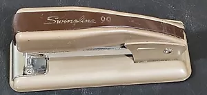Cucitrice da scrivania vintage MCM Swingline 99 marrone e marrone - funzionante - Foto 1 di 7