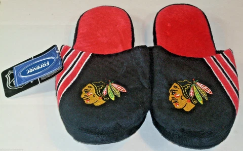 NHL Chicago Blackhawks Stripe Logo Dot Sole Slippers Size XL by FOCO Cover