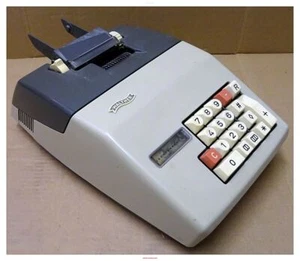 Walther Comptess, eine historische elektromechanische Rechenmaschine. ID24584 - Picture 1 of 6