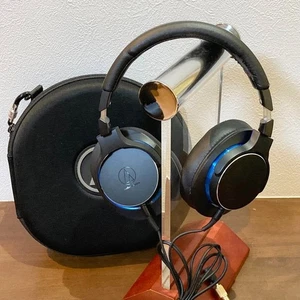 [DDP]  Audio-Technica ATH-MSR7b Black Dynamic Sealed Type Headphones Black Blue - Picture 1 of 13