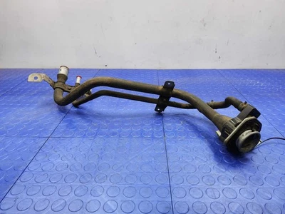 Tubo de llenado de cuello de llenado de combustible Kia Forte 2014-2018 OEM 31030A7500 Foto 1 de 4