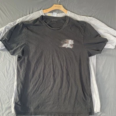 Crazy Shirts Hawaii Camiseta Paquete De Dos Para Hombre XXL Manga Corta Negro Gris Foto 1 de 4