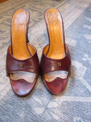 Sandalias/mulas/sandalias de colección ETIENNE AIGNER de cuero borgoña/sangre de buey 7/7,5 Foto 1 de 4