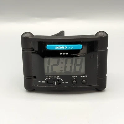 Reloj despertador de viaje Timex Indiglo vintage con luz nocturna probado a batería Foto 1 de 4