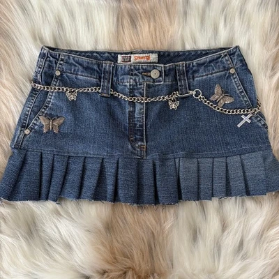 升级版 Y2K 牛仔微裙打褶下摆仙女蝴蝶链街头服饰蓝色 — 第 1/4 张图片