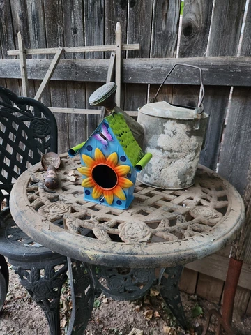 Rustic Birdhouse Cover