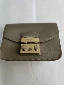 Furla Metropolis  Small Grey Leather Crossbody Bag.Made in Italy - Picture 1 of 15