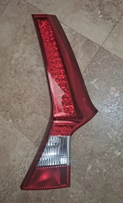 *TESTED* 2008-2013 Volvo XC70 Tail Light Passenger Right 2009 2010 2011 2012 - Imagem 1 de 4