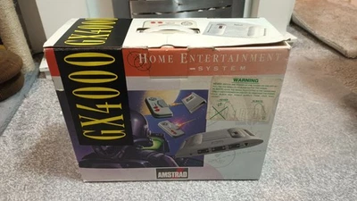 Consola de Juegos Amstrad GX4000 en Caja y Manual Completa Completamente Funcionando Juego 2 Pads  - Imagen 1 de 4
