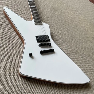 Explorer Electric Guitar H Pickup Black Hardware Rosemood Fretboard Left-handed - Image 1 of 4