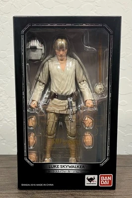 S.H. Figuarts Luke Skywalker Star Wars A New Hope - Image 1 of 4