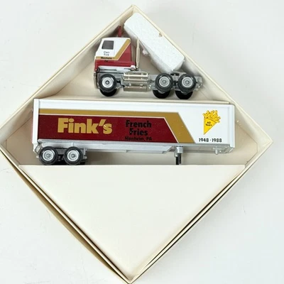 Semirremolque Winross Finks French Fries 40 aniversario diecast coleccionable Foto 1 de 4