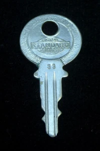 Ignition Switch KEY #33 from Briggs & Stratton Series #31-54, Cleveland Peerless - Picture 1 of 4