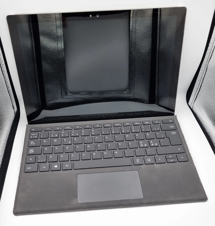 Microsoft Surface Pro 4 12,3" - Photo 1/4