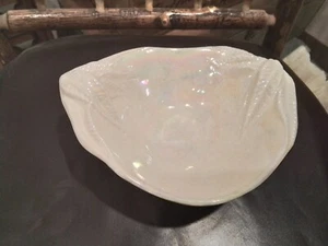 Cal Style USA Pottery Dish Bowl Irridecent white leafed bowl vintage collectable - Picture 1 of 6