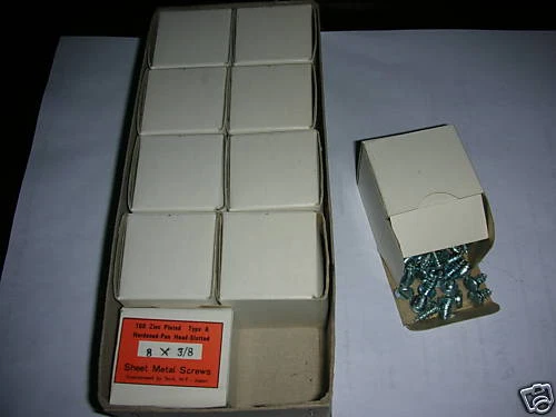 Tornillo de metal ranurado con cabeza de sartén endurecida de zinc 1000 Foto 1 de 1