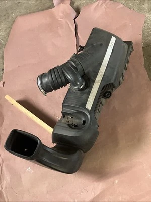 PORSCHE 911 2005-2008 3.6 MOTOR ADMISIÓN AIRE FILTRO CAJA MONTAJE OEM Foto 1 de 4