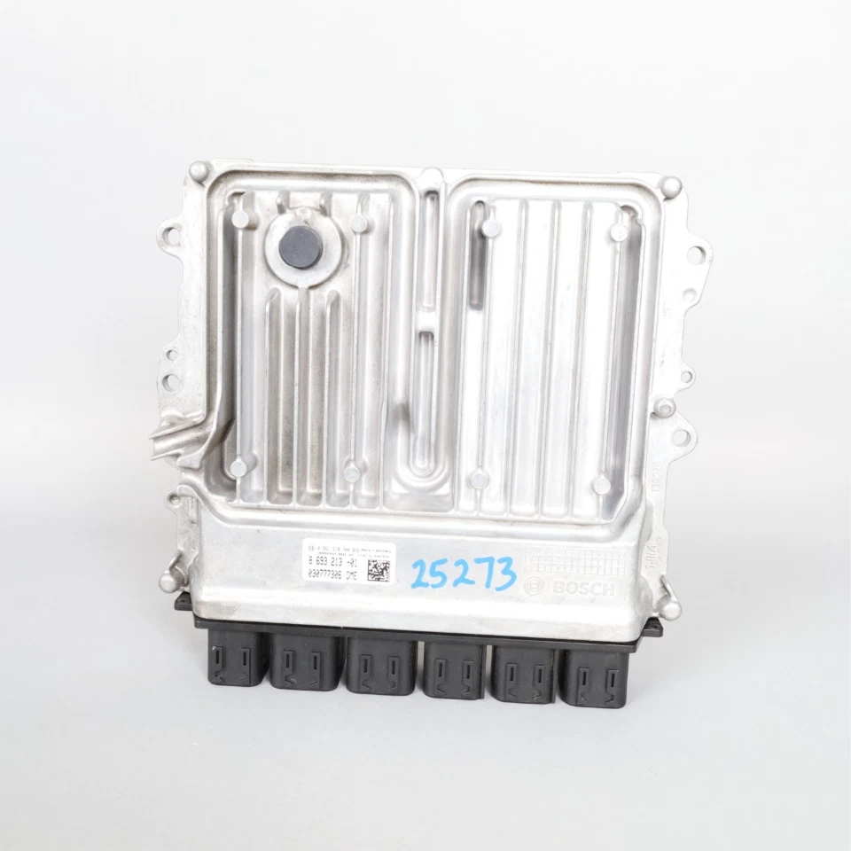 Компьютерный модуль двигателя ECU ECM DME 12148693213 2016-2018 BMW 330e от оригинального производителя б/у - Изображение 1 из 4