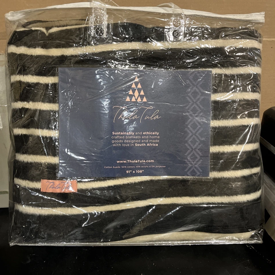 "Manta Thula Tula Xhosa negra/hueso algodón gamuza cubierta grande acogedora 91"" X 108""" Foto 1 de 2