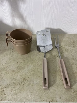 Vintage Camping Utensil Set 3 Plastic Cups Spatula And Fork - Image 1 of 4