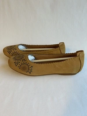 Zapatos planos de ballet Josef Seibel para mujer talla 37 cómodos cuero perforado EE. UU. 6,5 Foto 1 de 4