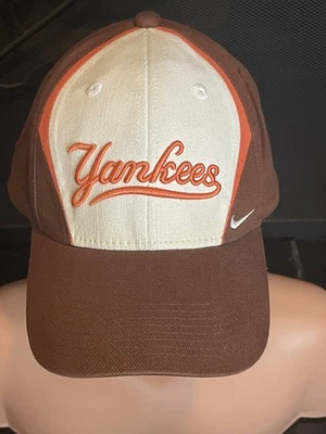 De colección NIKE Swooshflex Marrón New York Yankees Sombrero NY MLB Gorra RARA Como Está OSFM Foto 1 de 4
