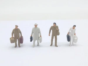 Preiser Figures Passengers with Luggage - OO/HO - (Unused) Mint Condition - Picture 1 of 6