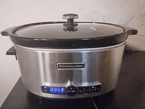 KitchenAid 6-Quart Slow Cooker with Solid Glass Lid - KSC6223SS - **8/10 - Picture 1 of 5