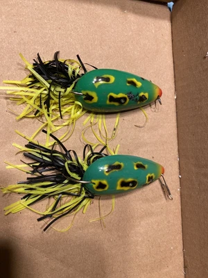 Lote de isca de pesca vintage iscas originais Moss Boss por Swamp Fox. - Imagem 1 de 4