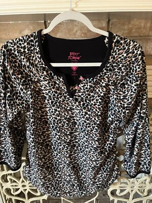 Conjunto de pijama Betsey Johnson íntimo de 2 piezas estampado animal talla S  Foto 1 de 4