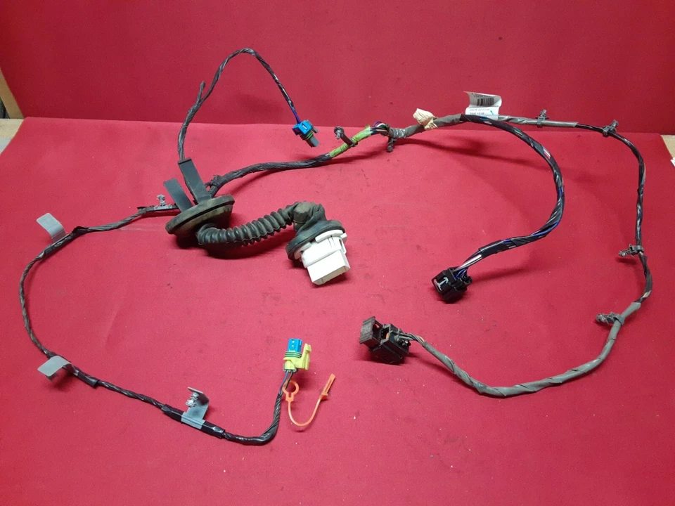 Cadillac Escalade Chevy Tahoe GMC Yukon 2008 arnés de puerta trasera izquierda 15297243 Foto 1 de 4