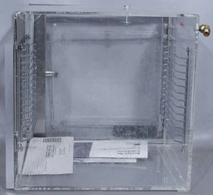 Terra Universal 1934-00 Desiccator/Dry Box 1 cu. ft. 12" x 12" x 12" - Picture 1 of 5