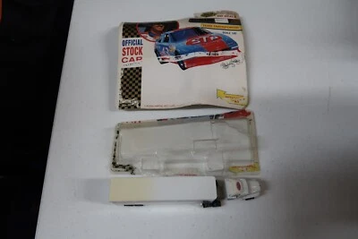 Richard Petty #43 STP 1992 Road Champs 1:87 Scale Team Transporter Diecast - Image 1 of 3