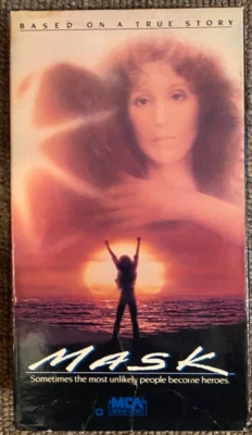 Mask (VHS, 1985) Cher - Sam Elliott - Eric Stoltz Foto 1 de 3