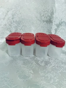 Tupperware Pequeño Modular Mate Spice Shakers Nuevo Chile Rojo Sellos - Imagen 1 de 4