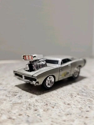 Vntg '01 Muscle Machines 1969 Dodge Charger 1:64 Diecast Car Loose NO BOX  - Image 1 of 4