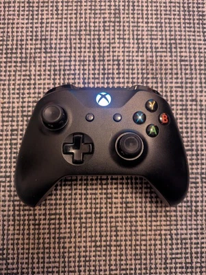 Microsoft Xbox One Wireless Controller - Black Tested Working  - Image 1 of 3