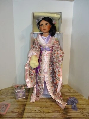 Muñeca de porcelana Mosako - Colección World Of Beauty Foto 1 de 4