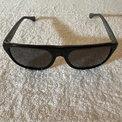 Gafas de sol EMPORIO ARMANI EA 4014 negras/grises 5102/81 NUEVAS 56-18 140 3P sin estuche Foto 1 de 4